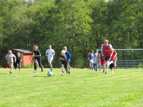 Fotball på leirvikestølen 